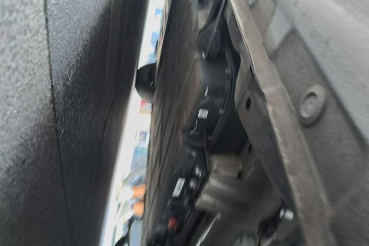 Used Wuling Bingo 2023 333 km Lingxi Connected+ Version Chassis Rear Left