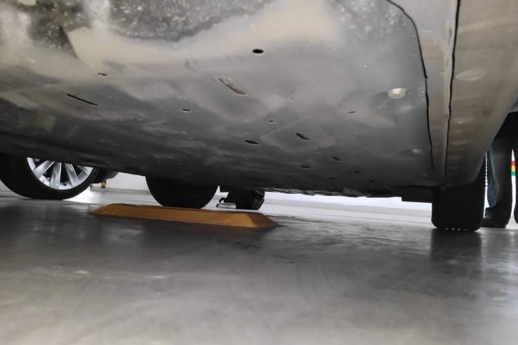 Used Wuling Bingo 2023 333 km Lingxi Connected Version Chassis Rear Right