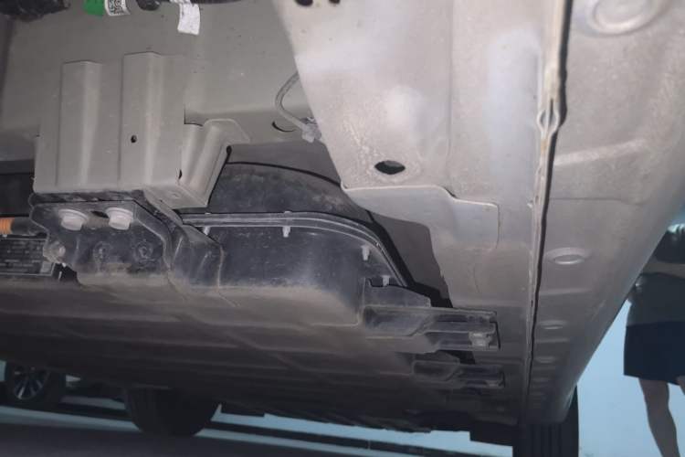 Used Wuling Bingo 2023 333 km Lingxi Connected Version Chassis Rear Right