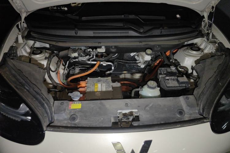 Used Wuling Bingo 2023 333 km Lingxi Connected Version Engine Bay