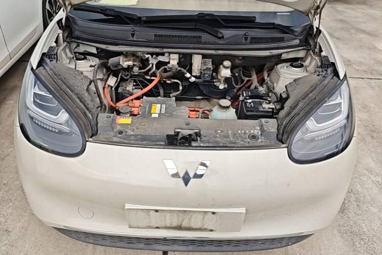 Used Wuling Bingo 2023 410 km Lingxi Deluxe Edition Engine Bay