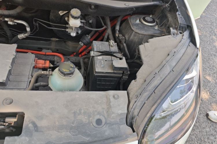 Used Wuling Bingo 2023 333 km Lingxi Connected Version Engine Bay Left