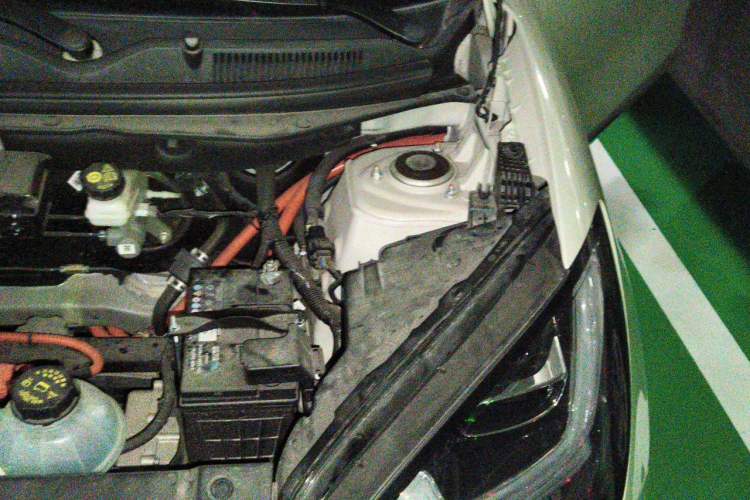 Used Wuling Bingo 2023 333 km Lingxi Connected+ Version Engine Bay Left