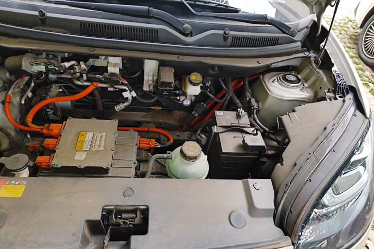 Used Wuling Bingo 2023 333 km Enjoyment Version Engine Bay Left