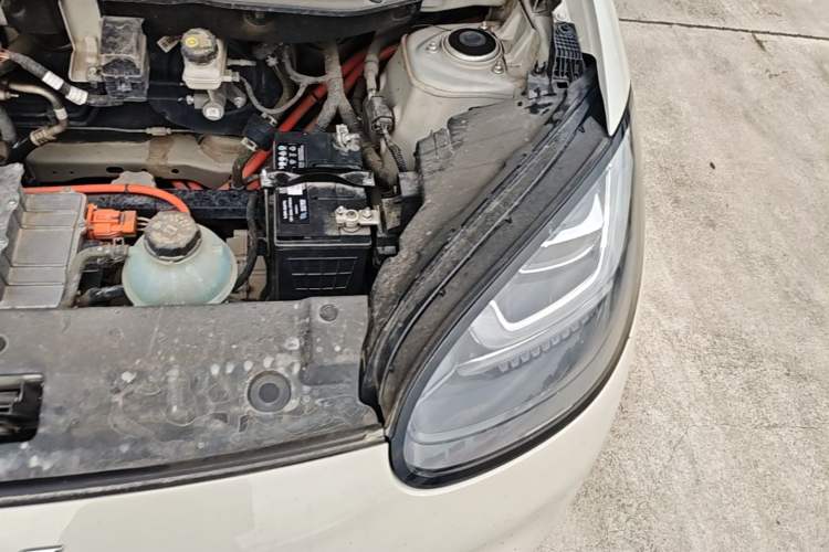Used Wuling Bingo 2023 410 km Lingxi Deluxe Edition Engine Bay Left