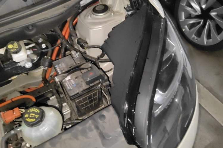 Used Wuling Bingo 2023 333 km Lingxi Connected Version Engine Bay Left