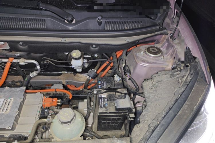 Used Wuling Bingo 2023 333 km Lingxi Connected+ Version Engine Bay Left