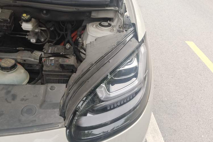 Used Wuling Bingo 2023 410 km Lingxi Deluxe Edition Engine Bay Left