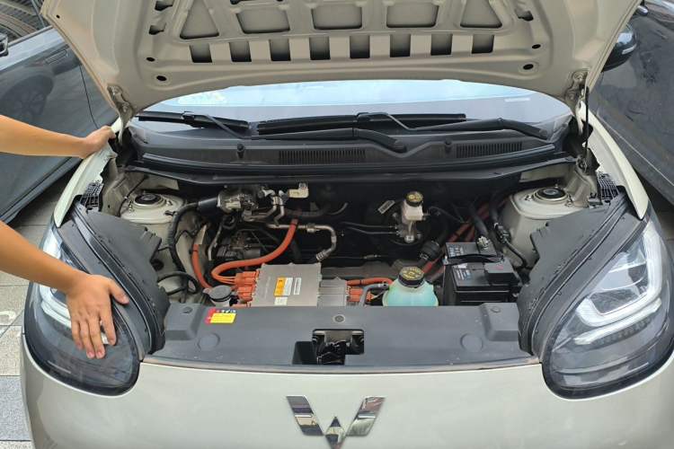 Used Wuling Bingo 2023 333 km Lingxi Connected+ Version Engine Bay