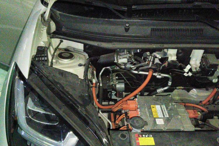 Used Wuling Bingo 2023 333 km Lingxi Connected+ Version Engine Bay Right