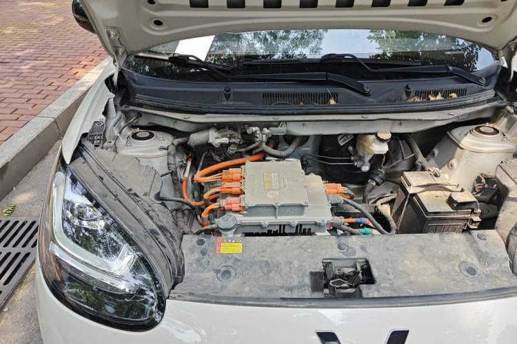 Used Wuling Bingo 2023 203km Light Edition Engine Bay Right