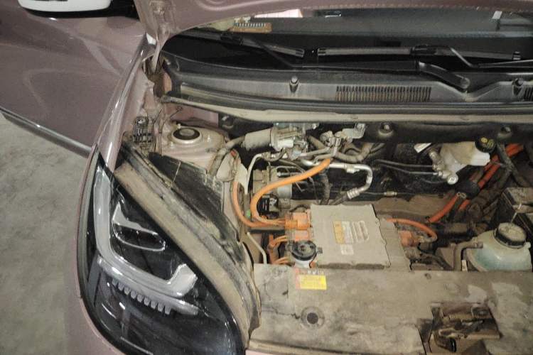 Used Wuling Bingo 2023 333 km Lingxi Connected+ Version Engine Bay Right
