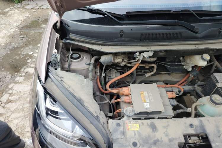 Used Wuling Bingo 2023 333 km Enjoyment Version Engine Bay Right