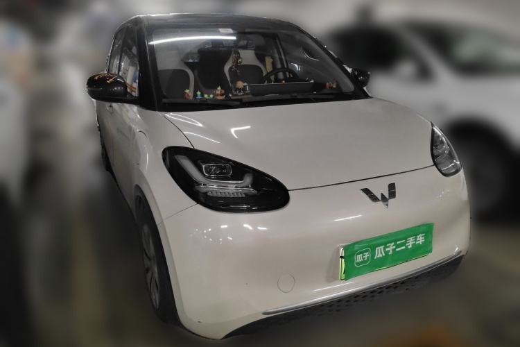 Used Wuling Bingo 2023 333 km Lingxi Connected Version Front Right 45 Deg