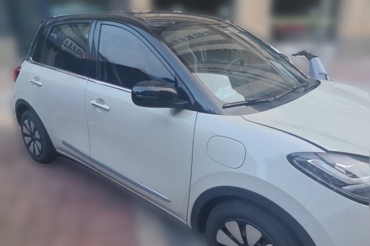 Used Wuling Bingo 2023 333km Enjoy+ Version Front Right 45 Deg