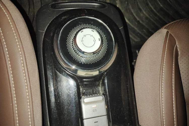Used Wuling Bingo 2023 333 km Lingxi Connected+ Version Gear Lever