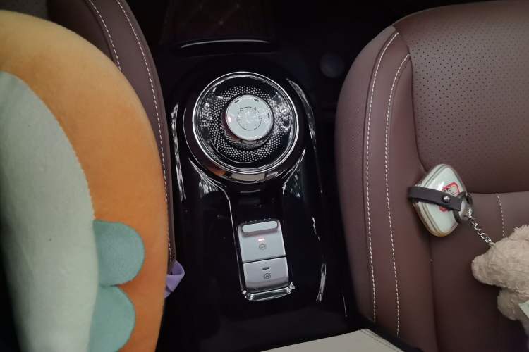 Used Wuling Bingo 2023 333 km Enjoyment Version Gear Lever