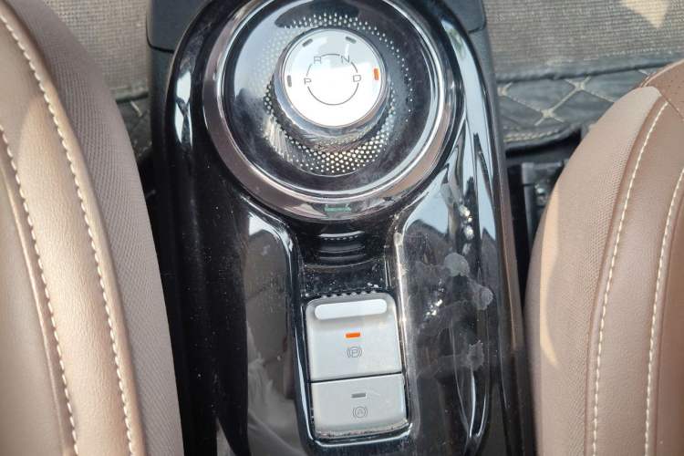 Used Wuling Bingo 2023 333 km Fast-Share Version Gear Lever
