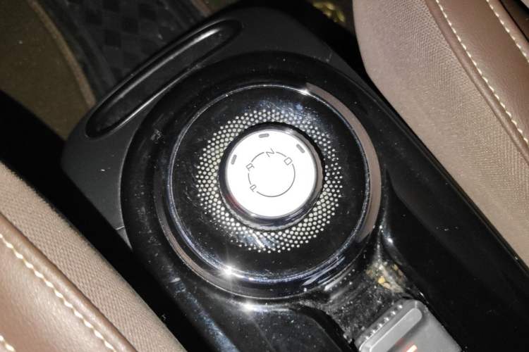 Used Wuling Bingo 2023 333 km Lingxi Connected Version Gear Lever