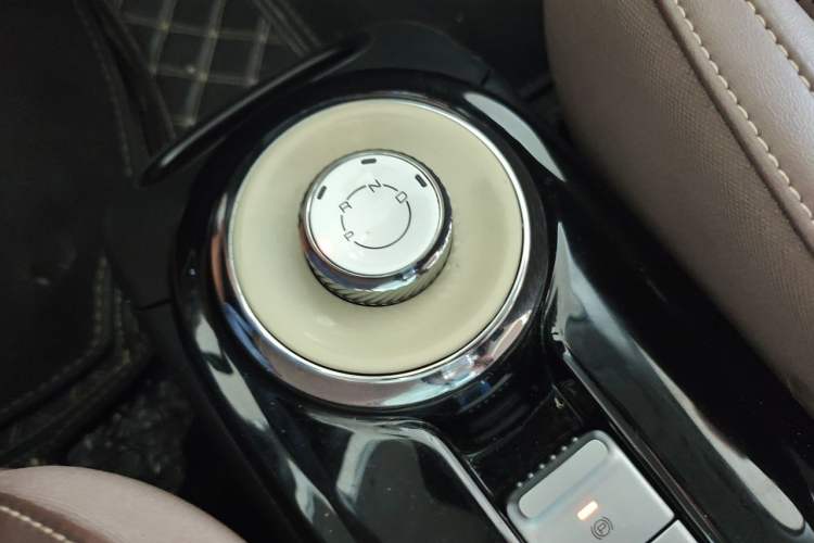Used Wuling Bingo 2023 410 km Lingxi Deluxe Edition Gear Lever