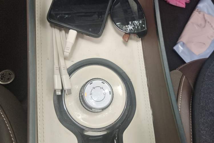 Used Wuling Bingo 2023 410 km Lingxi Deluxe Edition Gear Lever