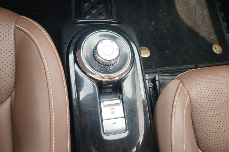 Used Wuling Bingo 2023 333 km Enjoyment Version Gear Lever