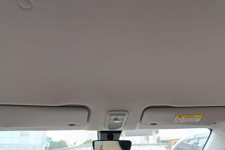 Used Wuling Bingo 2023 333 km Enjoyment Version Headliner
