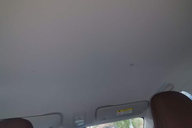 Used Wuling Bingo 2023 333 km Enjoyment Version Headliner