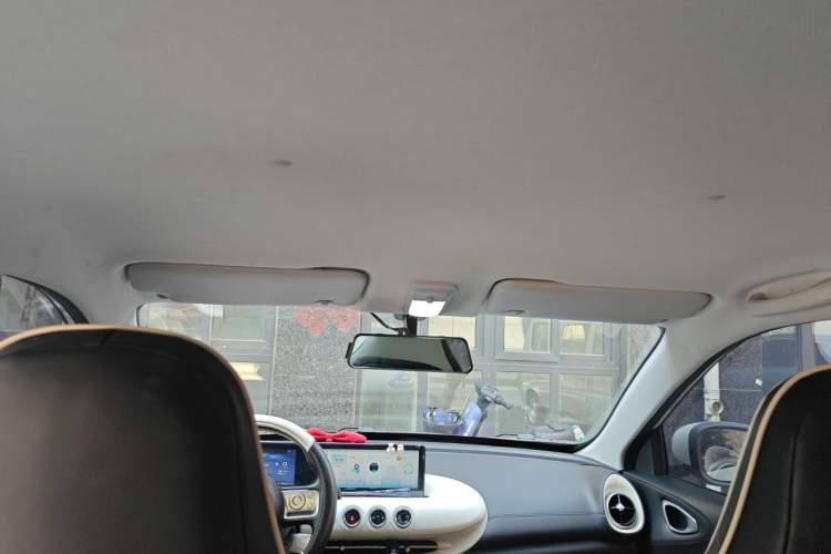 Used Wuling Bingo 2023 203km Light Edition Headliner