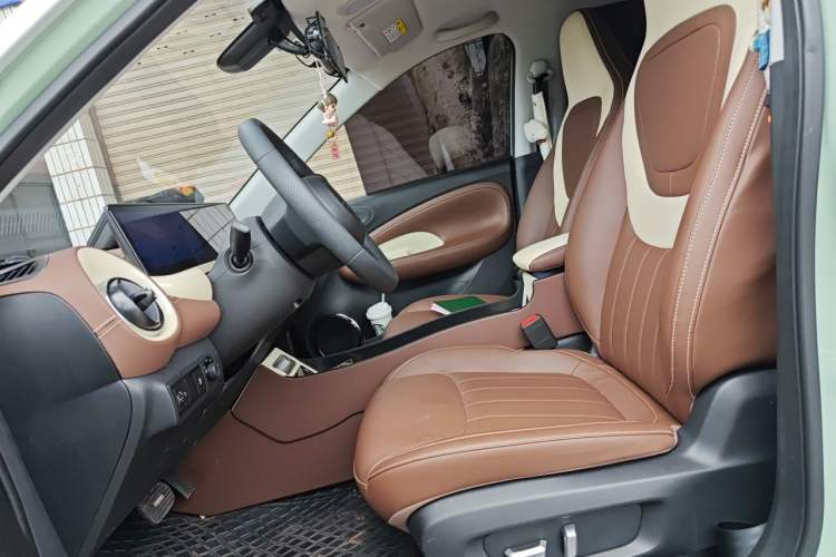 Used Wuling Bingo 2023 410 km Lingxi Deluxe Edition Left Front Seat