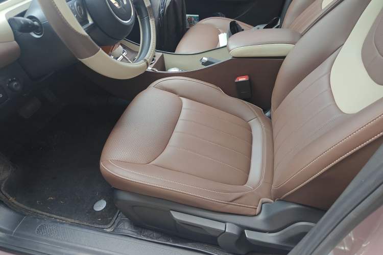 Used Wuling Bingo 2023 203km Comfort Edition Left Front Seat