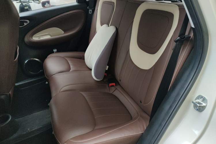 Used Wuling Bingo 2023 410 km Lingxi Deluxe Edition Left Rear Seat
