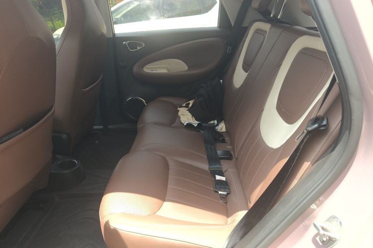 Used Wuling Bingo 2023 333 km Lingxi Connected Version Left Rear Seat