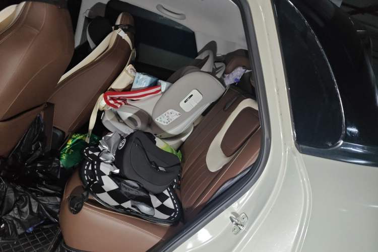 Used Wuling Bingo 2023 333km Enjoy+ Version Left Rear Seat