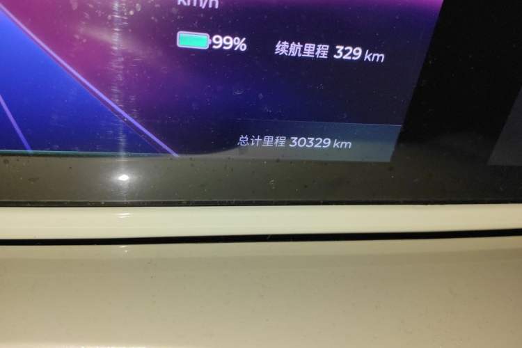 Used Wuling Bingo 2023 333 km Lingxi Connected Version Odometer Close Up