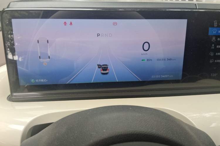 Used Wuling Bingo 2023 410 km Lingxi Deluxe Edition Odometer Close Up