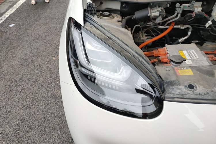 Used Wuling Bingo 2023 410 km Lingxi Deluxe Edition Right Front Headlight