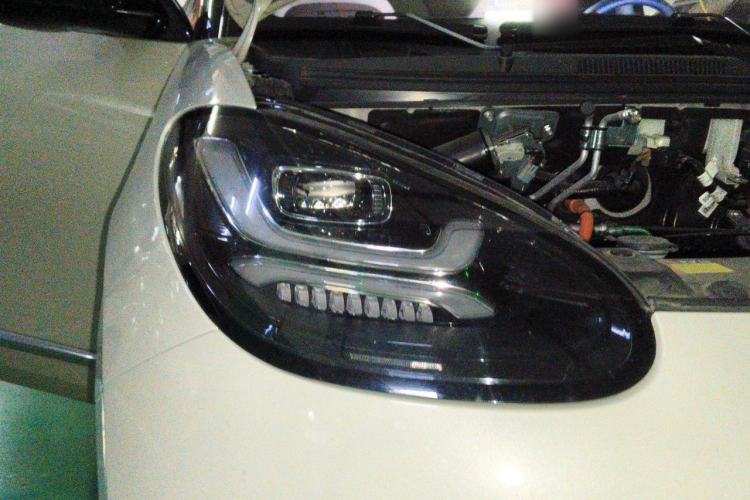 Used Wuling Bingo 2023 333 km Lingxi Connected+ Version Right Front Headlight