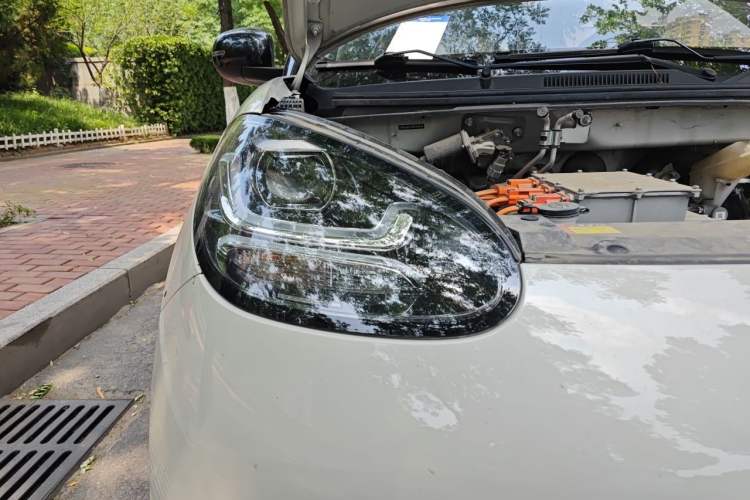 Used Wuling Bingo 2023 203km Light Edition Right Front Headlight