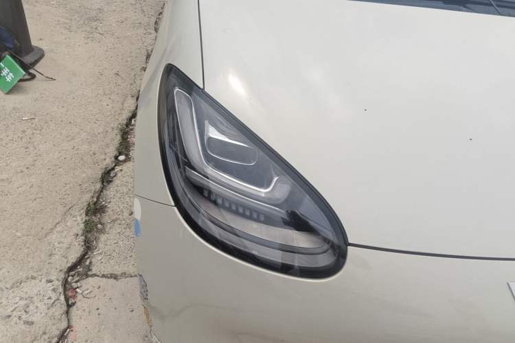 Used Wuling Bingo 2023 410 km Lingxi Deluxe Edition Right Front Headlight