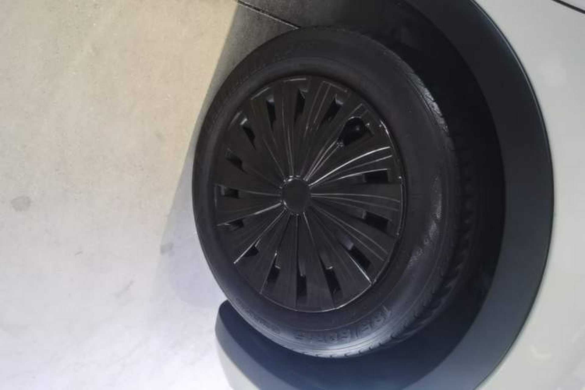 Used Wuling Bingo 2023 333 km Lingxi Connected Version Right Front Wheel Hub