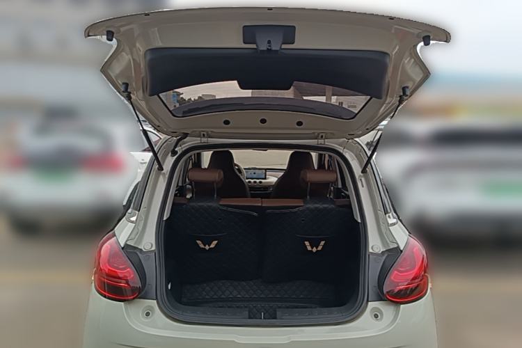Used Wuling Bingo 2023 333 km Enjoyment Version Trunk