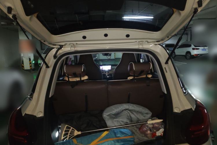 Used Wuling Bingo 2023 410 km Lingxi Deluxe Edition Trunk