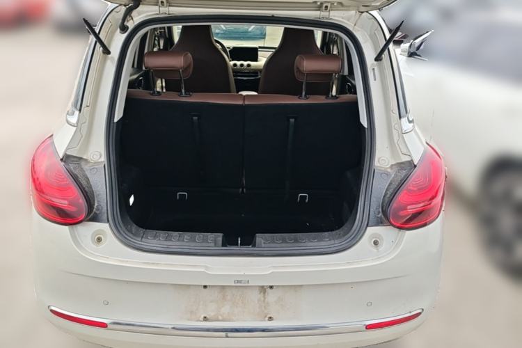 Used Wuling Bingo 2023 410 km Lingxi Deluxe Edition Trunk