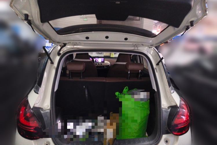 Used Wuling Bingo 2023 410 km Lingxi Deluxe Edition Trunk