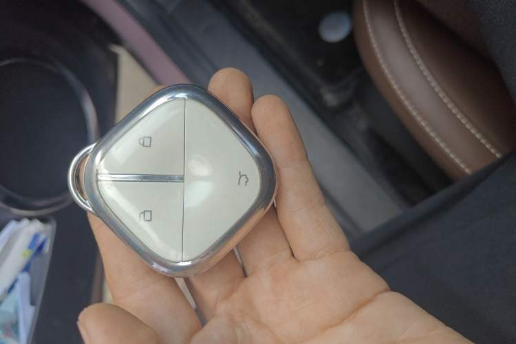 Used Wuling Bingo 2023 203km Comfort Edition Vehicle Key
