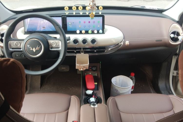 Used Wuling Bingo 2023 333 km Lingxi Connected Version Center Console