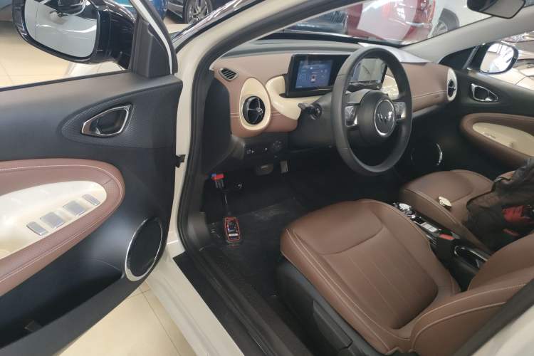 Used Wuling Bingo 2023 333 km Enjoyment Version Driver Seat