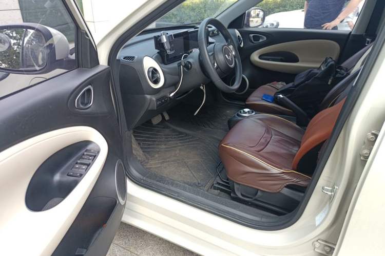 Used Wuling Bingo 2023 333 km Fast-Share Version Driver Seat