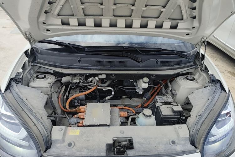 Used Wuling Bingo 2023 333 km Lingxi Connected+ Version Engine Bay